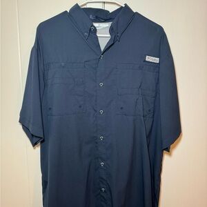 Columbia Men's Dark Blue Casual Shirt